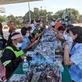 มูลนิธิฯ ร่วมกับ สำนักงานเขตบางพลัด จัดโครงการกรุงเทพฯ ห่วงใ ... Image 3