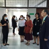 เยี่ยมชมและมอบของบริโภค แก่สถานฟื้นฟูบ้านพิชิตใจ Image 24